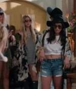 SchittsCreek4x10_0004.jpg