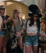 SchittsCreek4x10_0005.jpg